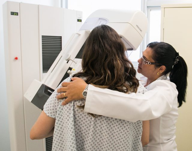 Outubro Rosa: Campanha oferece mamografias gratuitas em SP